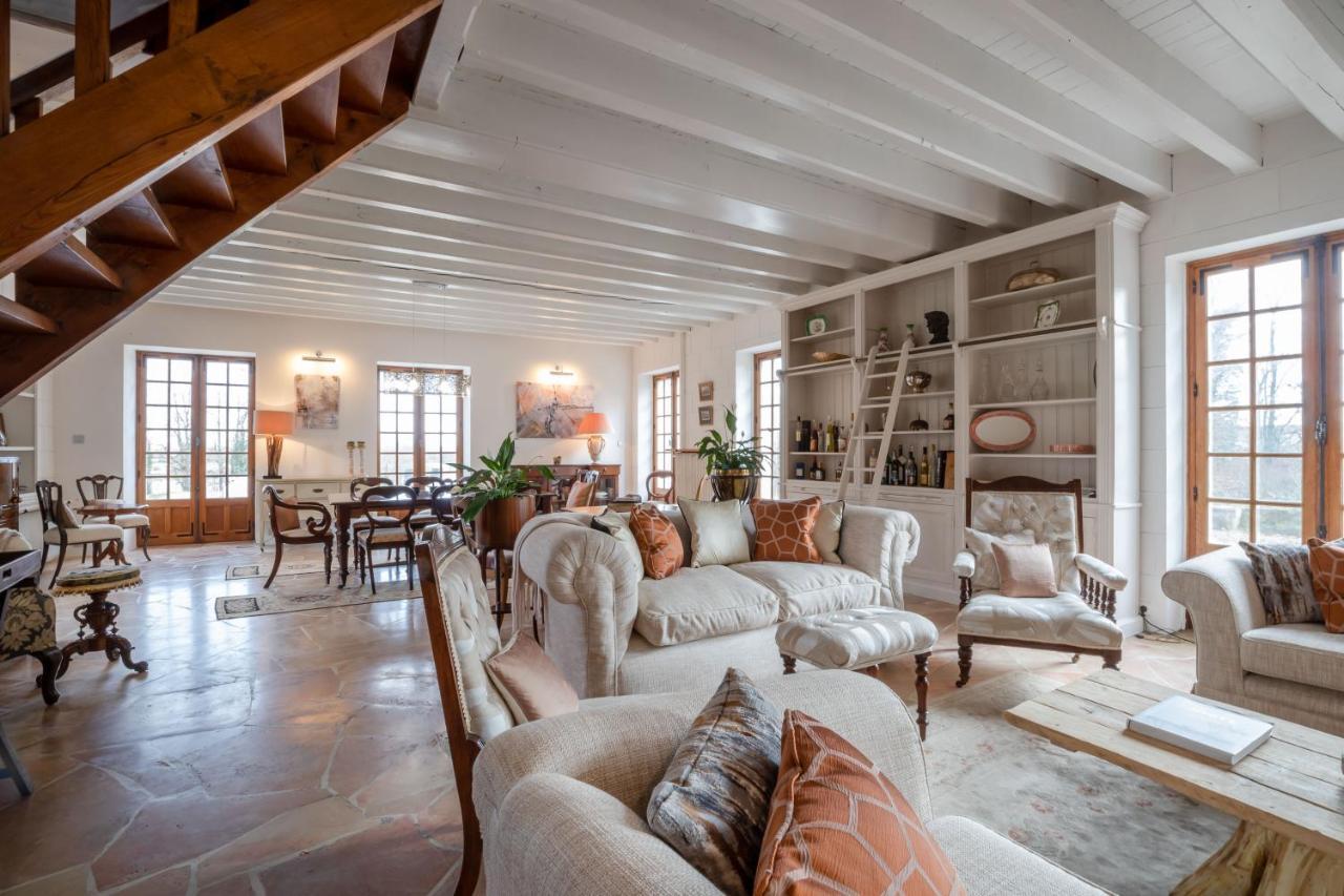 Domaine De L'Oiseau Bed & Breakfast Gergy Екстериор снимка