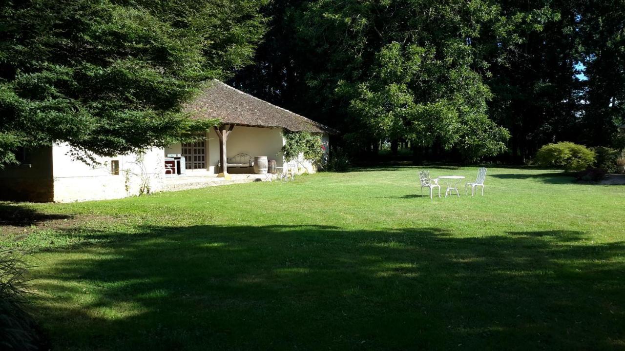 Domaine De L'Oiseau Bed & Breakfast Gergy Екстериор снимка